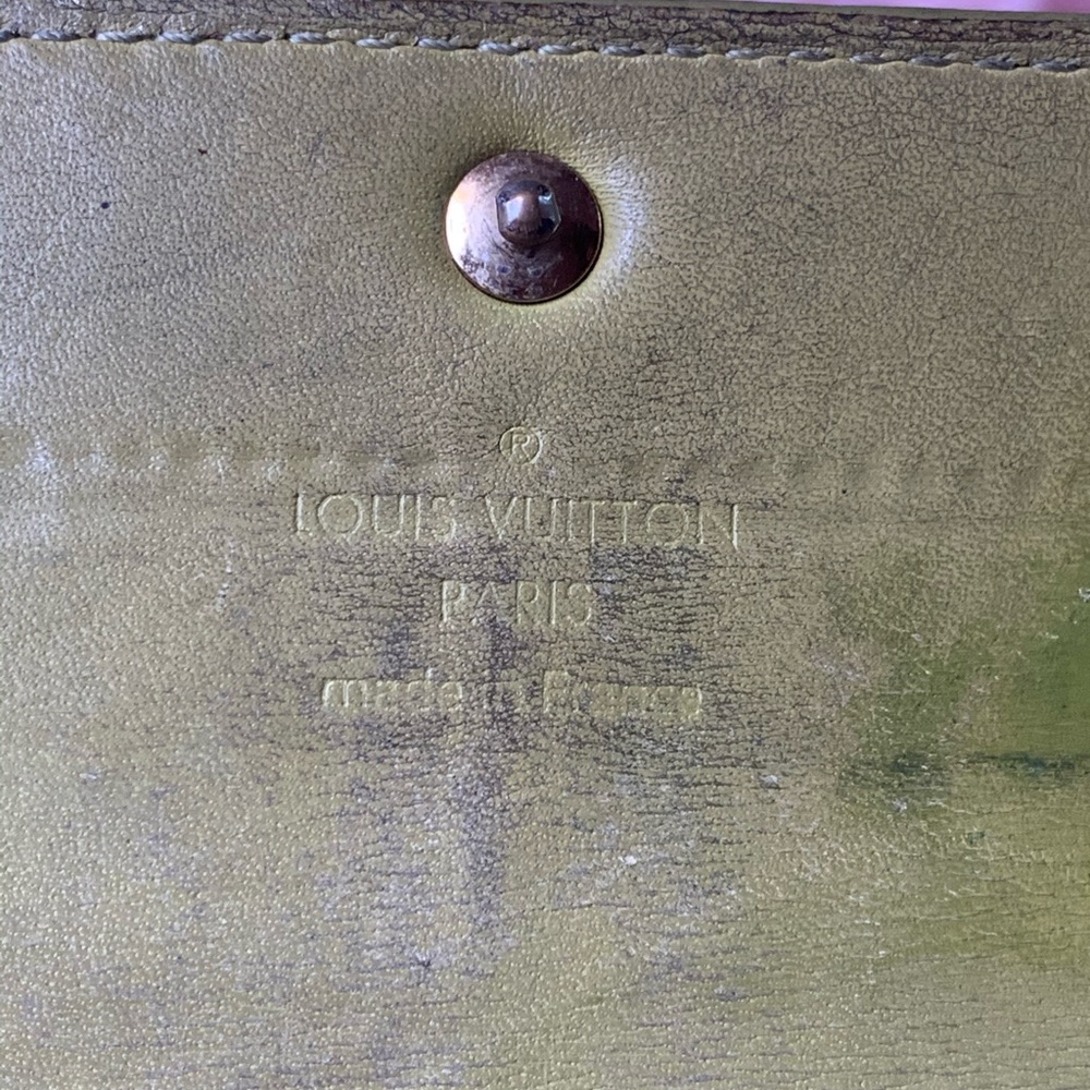 Project Ready! Louis Vuitton Monogram Vernis Sarah Wallet - Picture 10 of 12